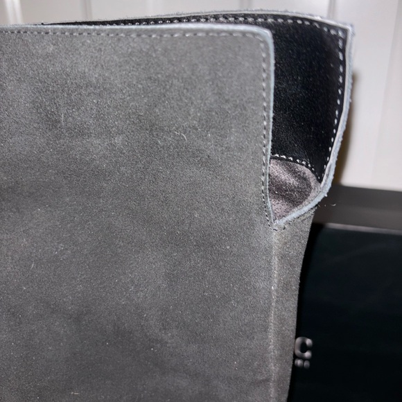 Isaac Mizrahi Boots - Picture 4 of 6